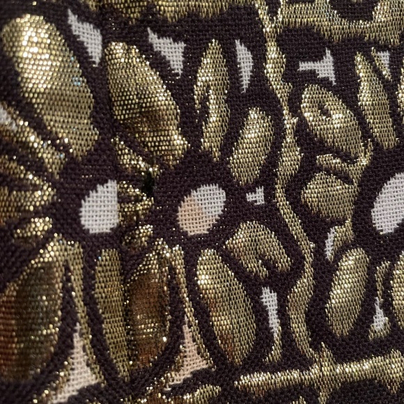 J. McLaughlin Retro Black and Metallic Gold Floral A-Line Skirt Size 2 - Picture 5 of 5